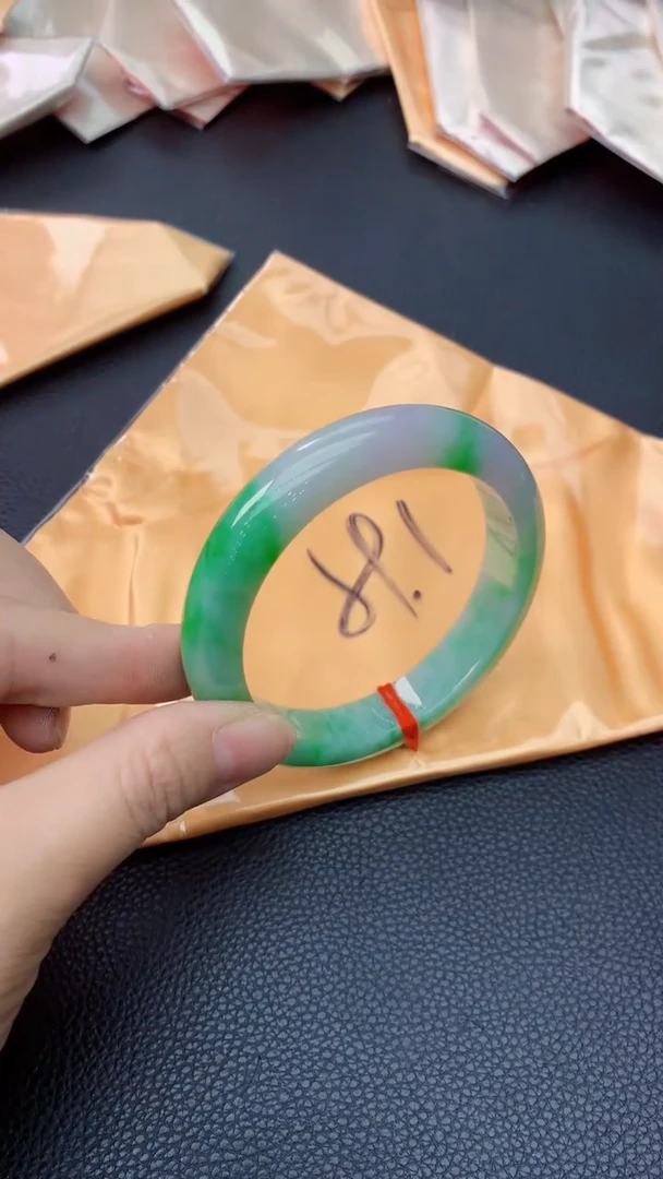 翡翠手镯未镶嵌0297854527