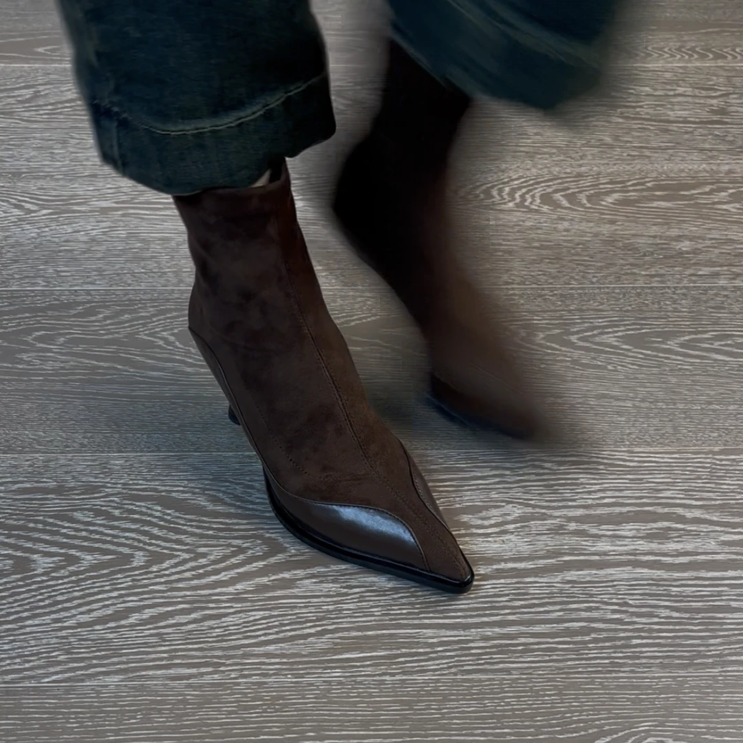 7.5CM弹力绒面尖头简约瘦瘦靴弹力靴法式方头瘦瘦靴棕色高跟女靴