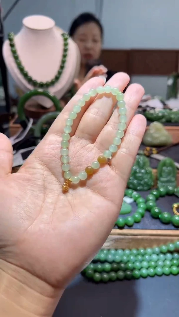 手串未镶嵌和田玉1