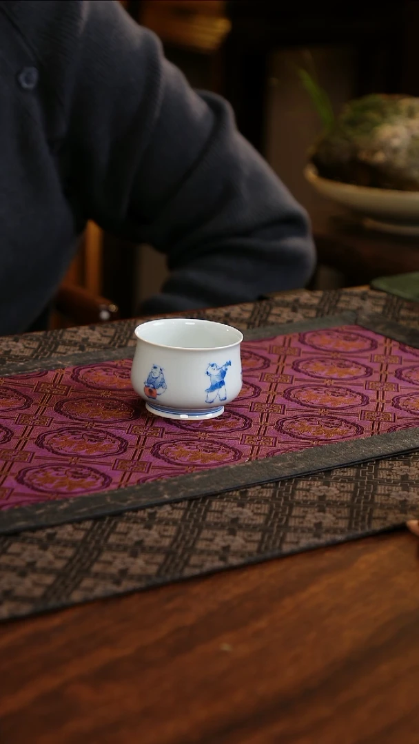 【闪购商品】杯子聚澜堂闹春图憨憨杯