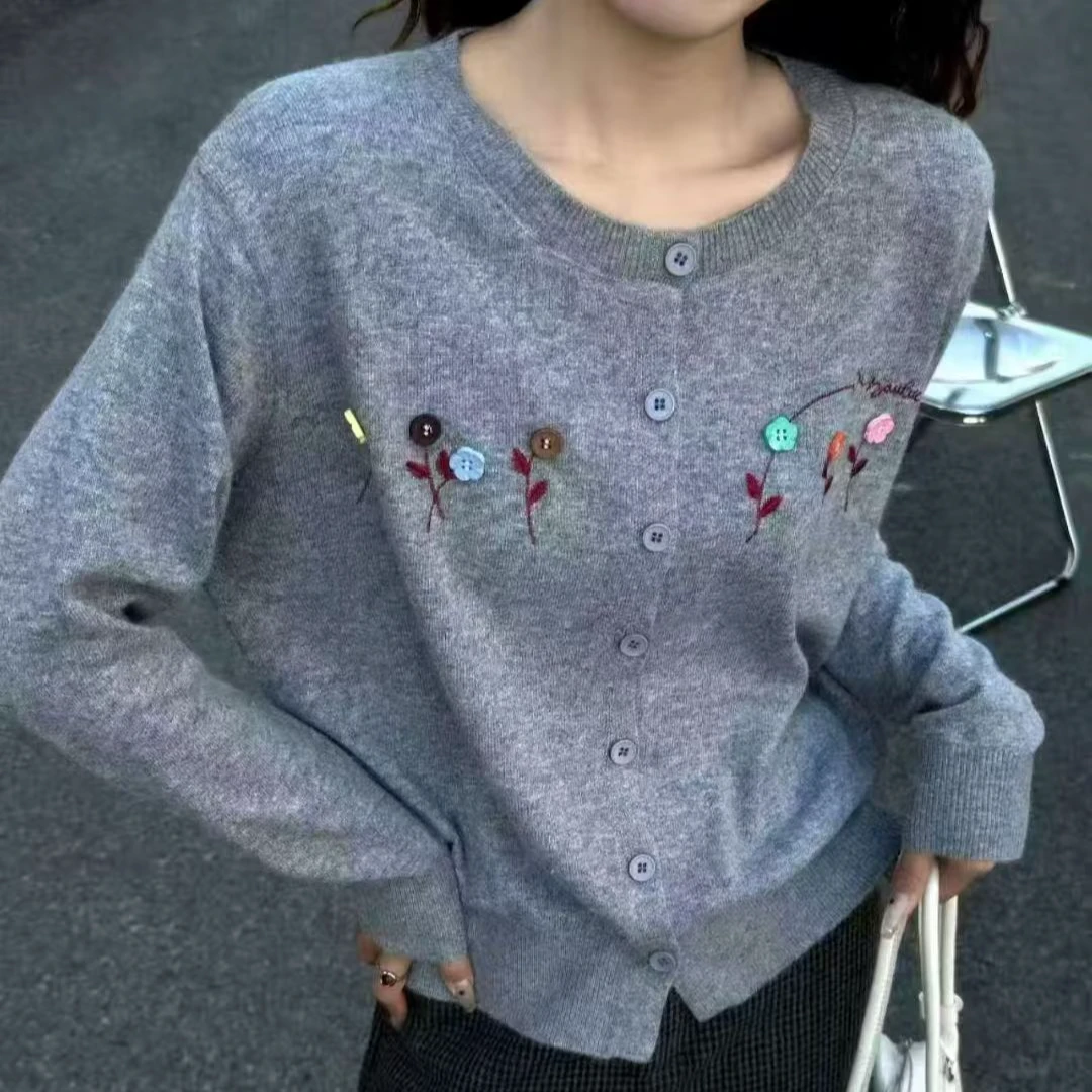 【纽扣花朵】灰色针织上衣慵懒风小个子大码外搭605