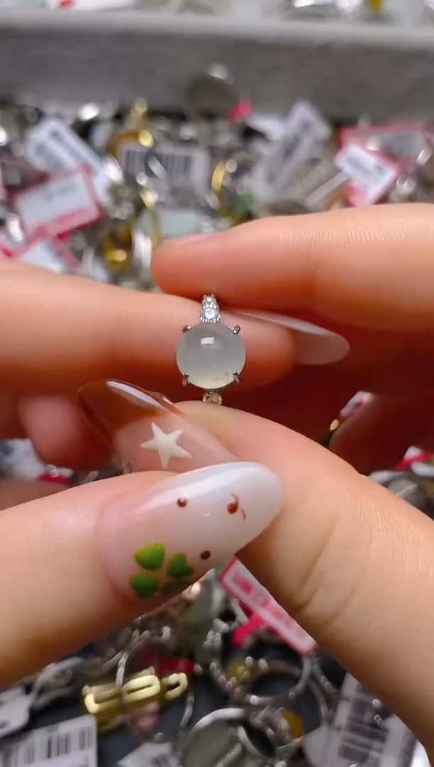 银S925镶嵌戒指翡翠百内无证书