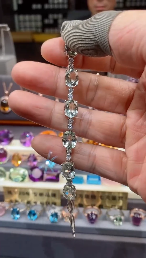 【闪购商品】绿水晶手链银S925镶嵌绿水晶手链
