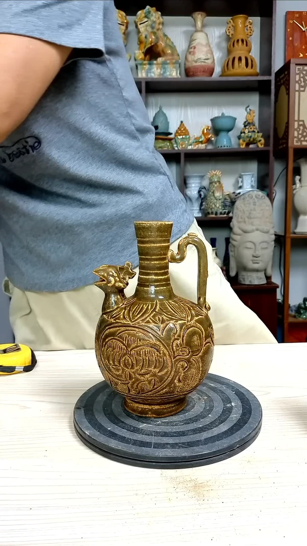 经典精美复古风格瓷器