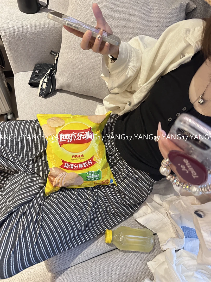 杨十七 夏日懒懒无压力单品～舒服又干净的汤水轻松裤 条纹抽绳裤