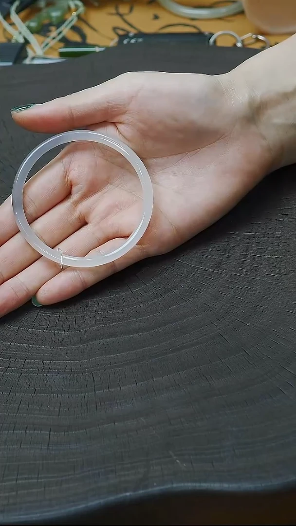 未镶嵌手镯和田玉59-60圈口  烟紫叮当手镯