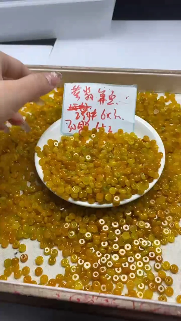 【闪购商品】翡翠颈饰未镶嵌w1491黄翡算盘6*3mm*30颗