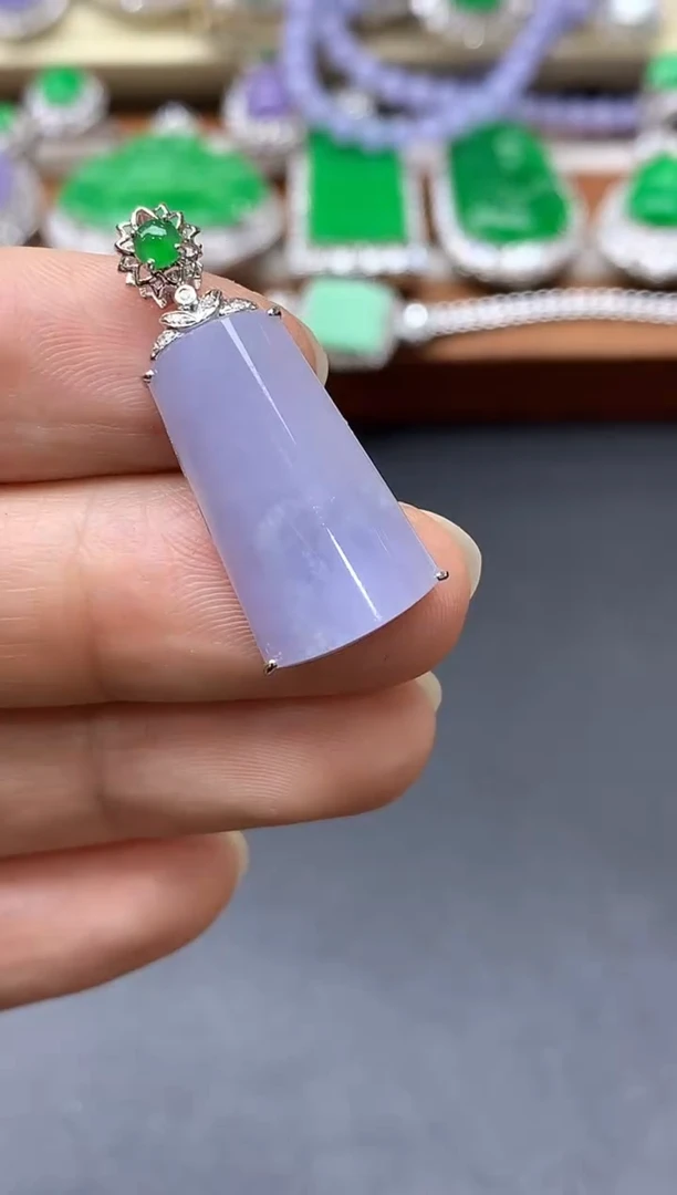 颈饰18K金镶嵌翡翠488-中国好珍宝