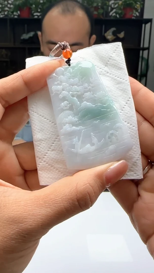 【闪购商品】翡翠颈饰未镶嵌天然翡翠A货吊坠