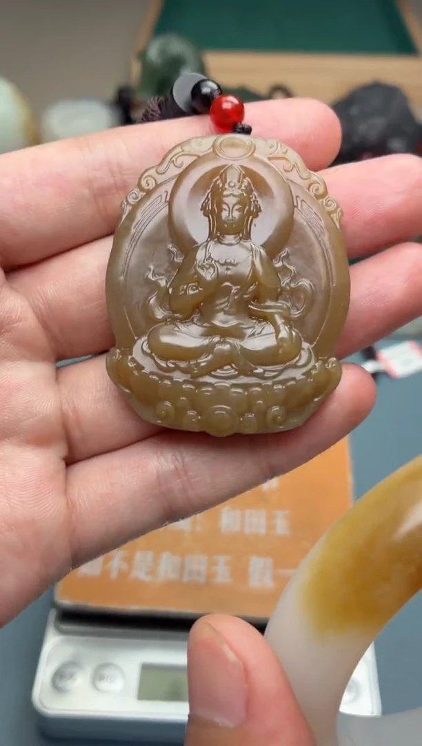 和田玉未镶嵌颈饰14
