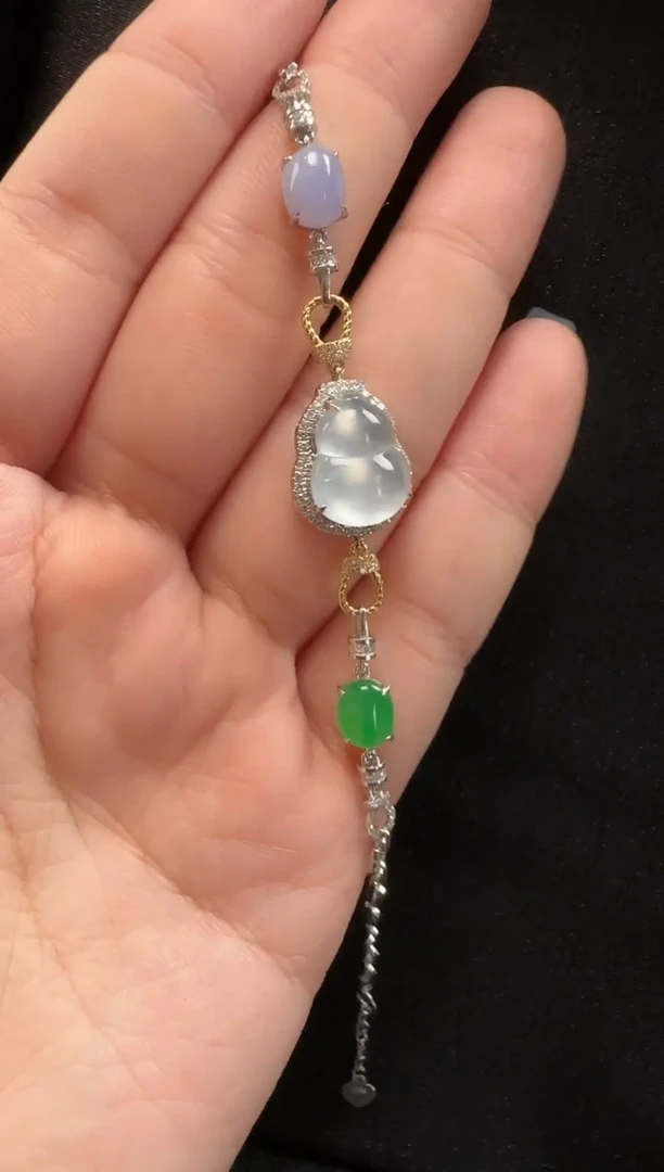 18K金镶嵌手链翡翠222葫芦一条