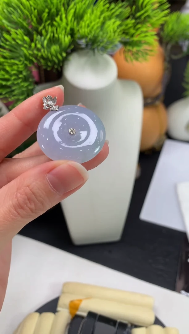 颈饰未镶嵌翡翠余*---117097