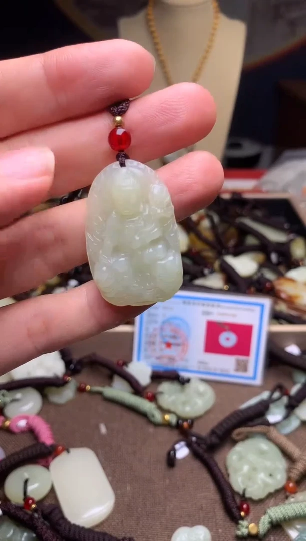 颈饰未镶嵌和田玉新疆料青海料清水和田玉吊坠