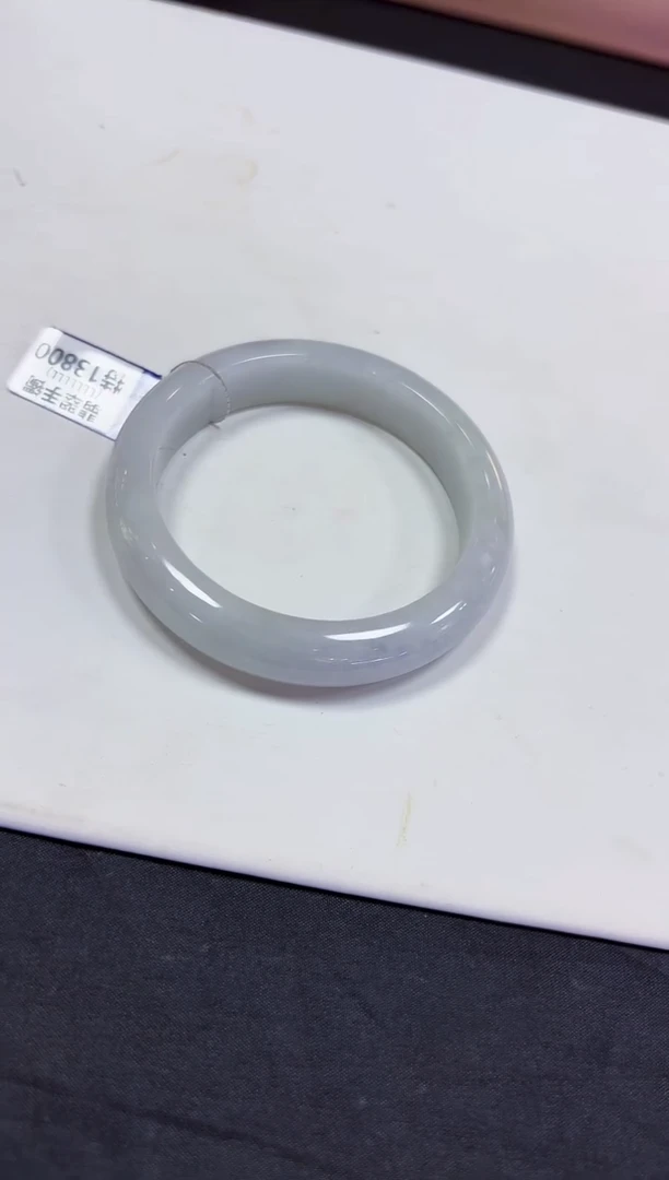 颈饰未镶嵌翡翠手镯54.8