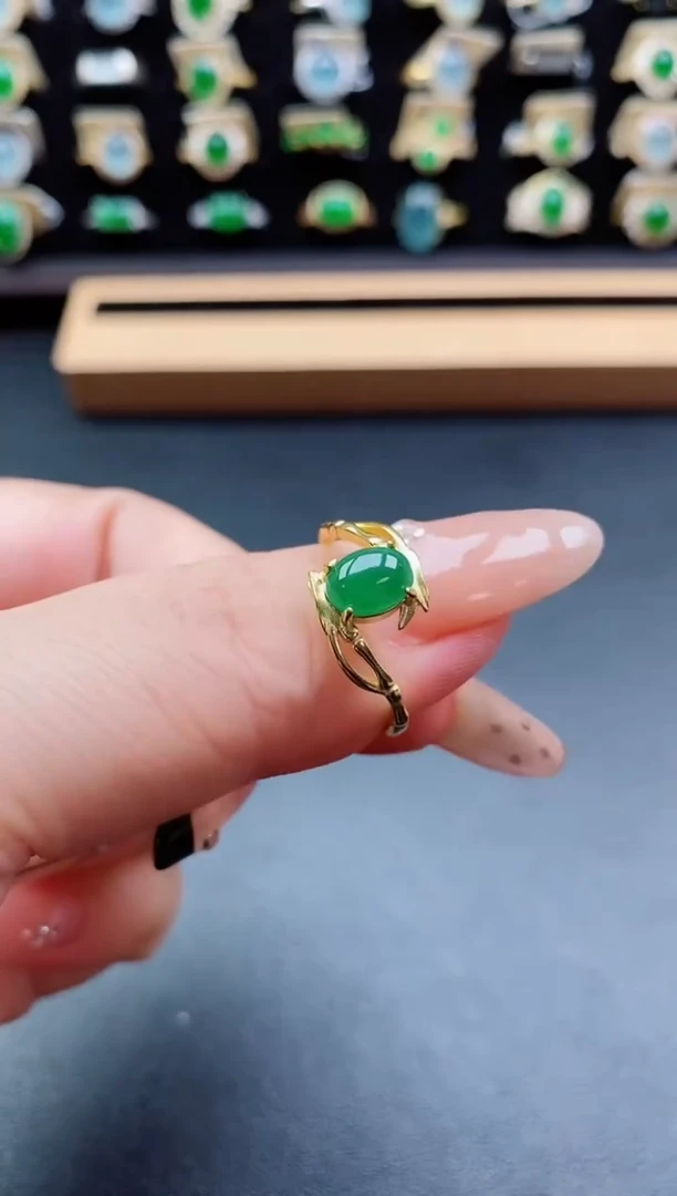 银S925镶嵌戒指翡翠1