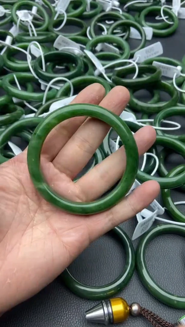 未镶嵌手镯和田玉（碧玉）51-64