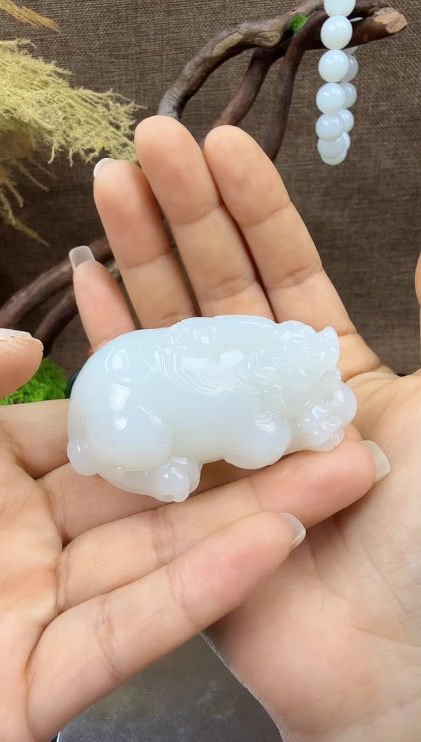 未镶嵌和田玉把件好***好和田玉