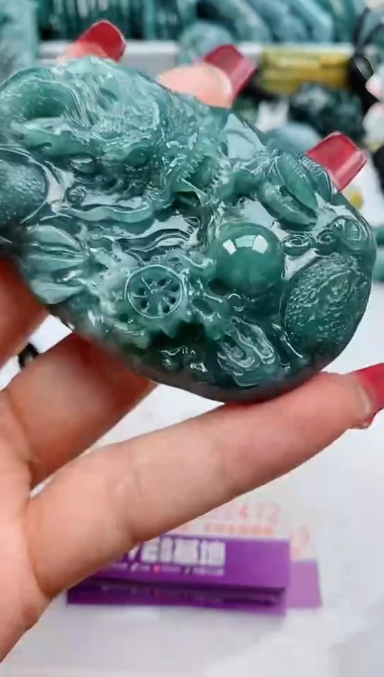 【闪购商品】翡翠颈饰未镶嵌