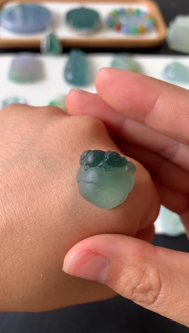 未镶嵌定制翡翠翡翠