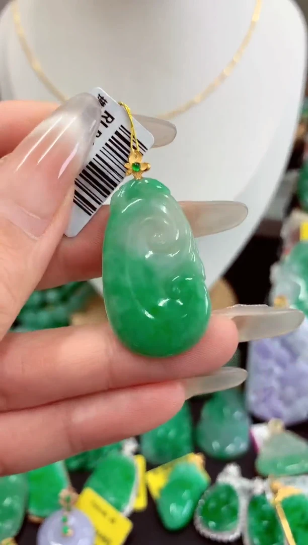 翡翠18K金镶嵌吊坠(不含链)挂件