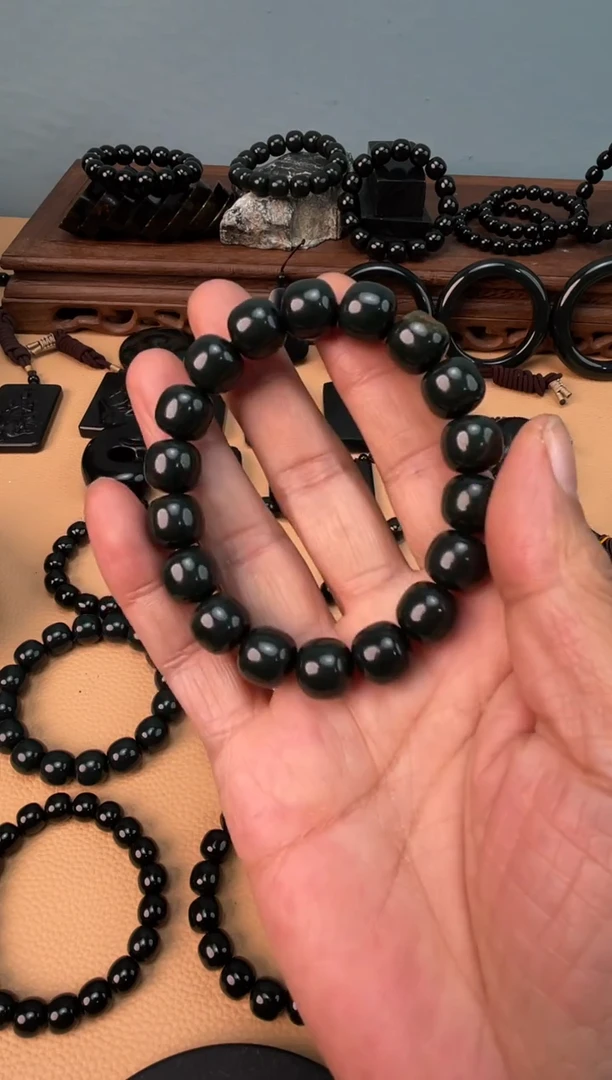 未镶嵌手串和田玉皮勒村老矿塔青卡12红皮