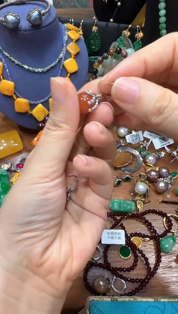 未镶嵌南红玛瑙耳饰耳钉