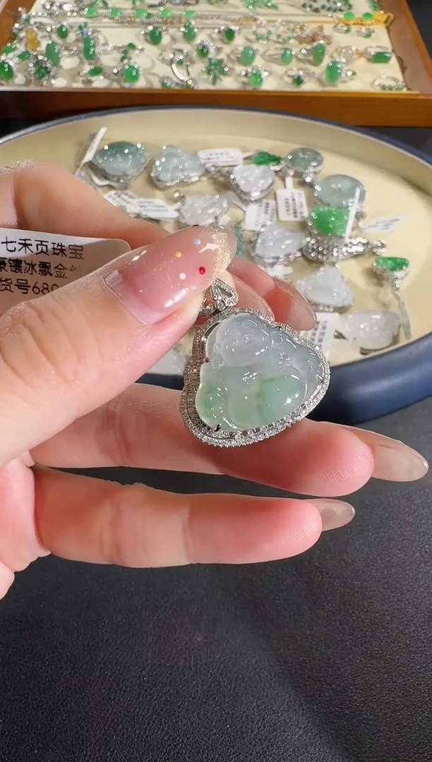 【闪购商品】翡翠吊坠(不含链)18K金镶嵌【源头工厂】钻石镶嵌