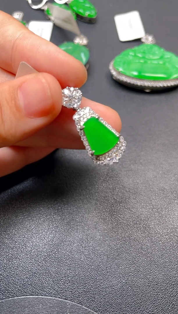 银S925镶嵌挂件翡翠吊坠