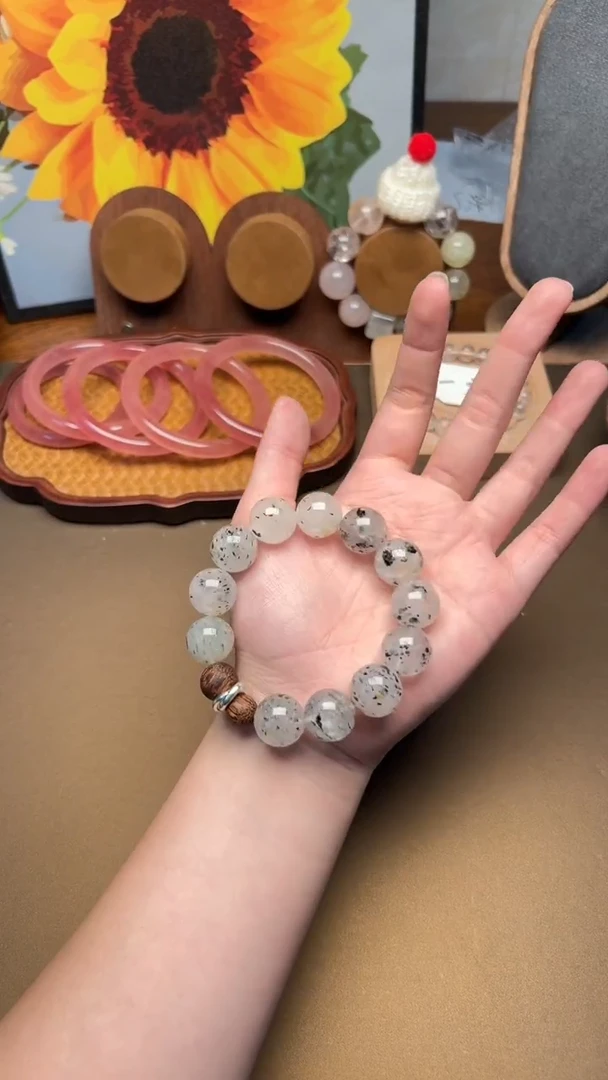 未镶嵌手串水晶1