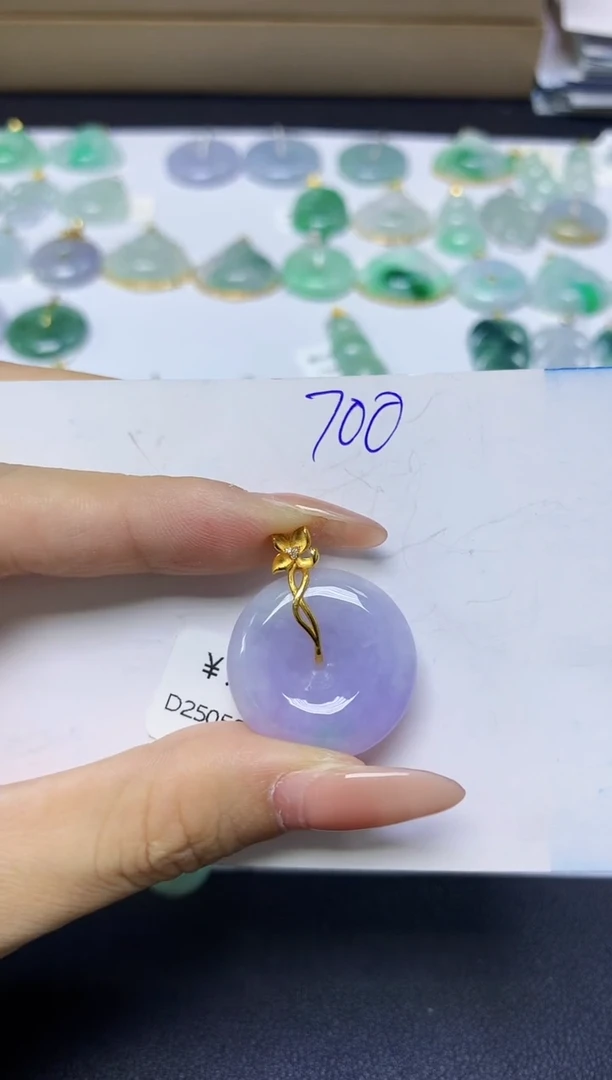 颈饰未镶嵌翡翠天然缅甸A货翡翠百元以上9元证书费自理