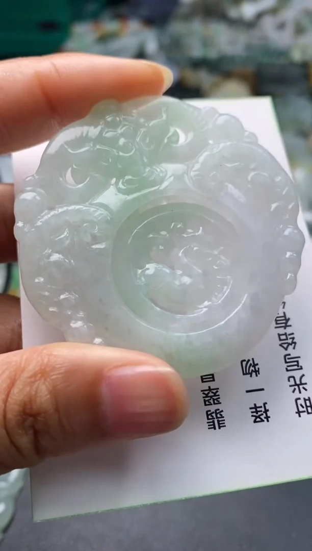 定制翡翠未镶嵌翡翠毛货多样性发其一