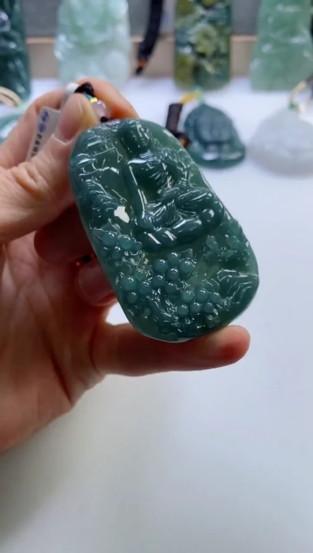 【闪购商品】翡翠挂件未镶嵌