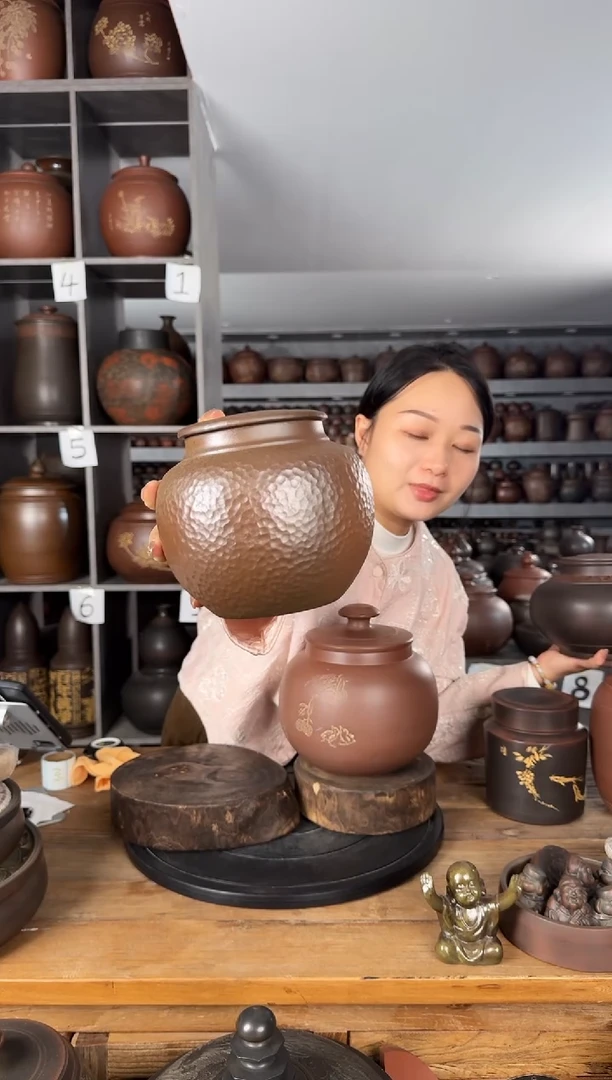 军*本陶手作坭兴陶茶叶罐柴烧半斤装手工痕迹