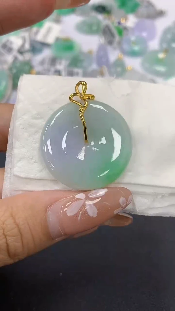 颈饰18K金镶嵌翡翠a货假一赔三支持复检百元上9元证书费自理