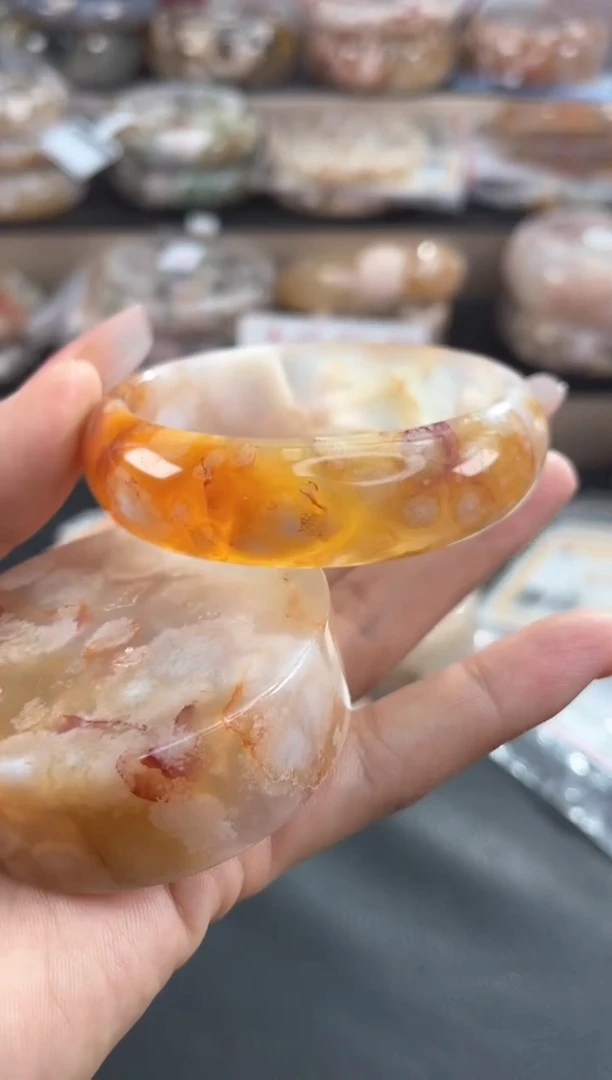 未镶嵌手镯石英质玉58（赠品镯心 不保证完美）