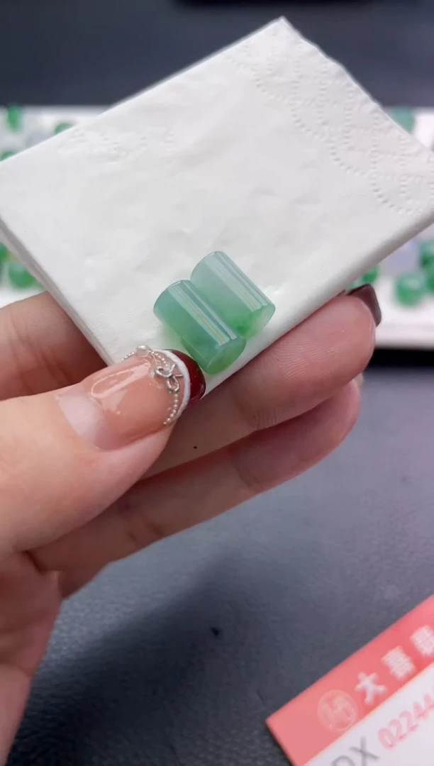 【闪购商品】定制翡翠未镶嵌珠子