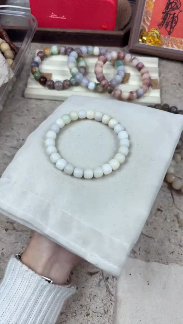 吊坠菩提根/象牙果底货瑕疵编号488