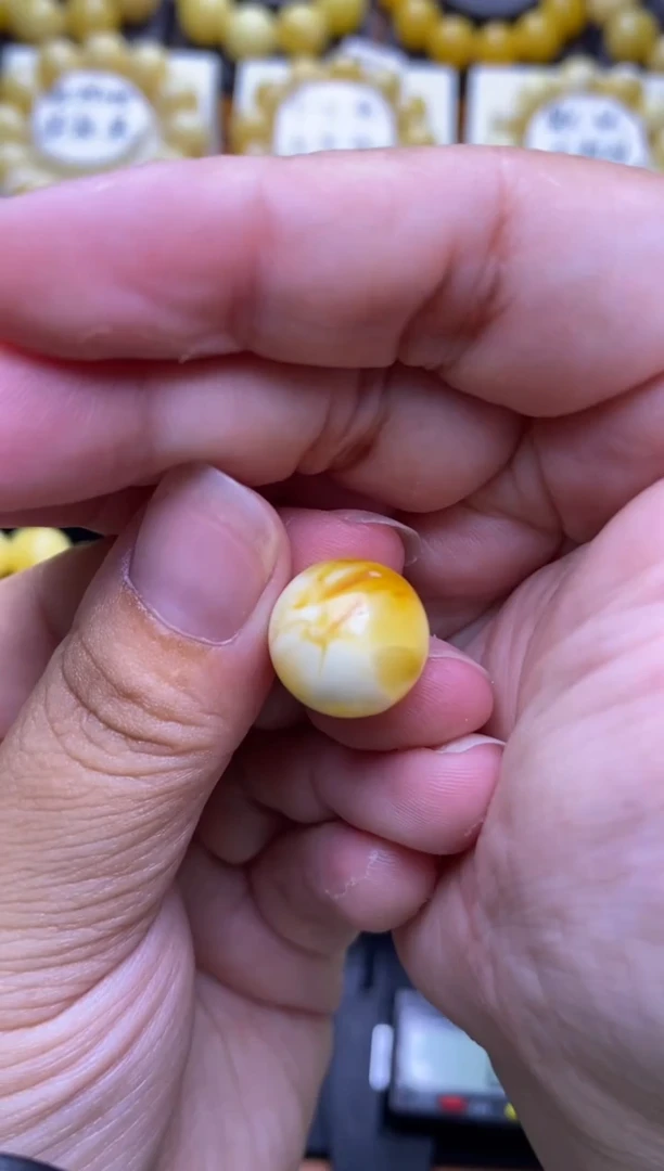 裸石琥珀未镶嵌大小姐珠宝严选150