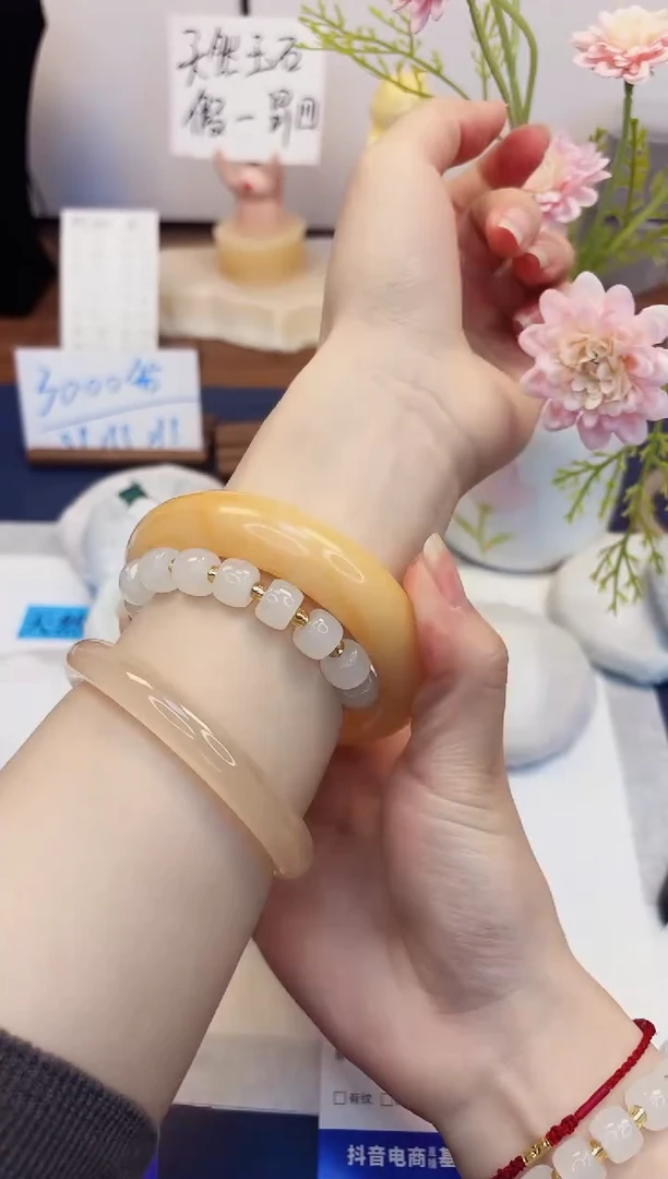 【闪购商品】石英质玉手镯未镶嵌134-财气镯-圈口64