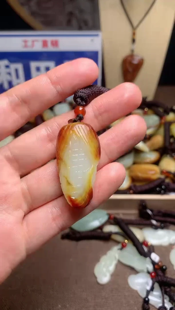 【闪购商品】和田玉颈饰未镶嵌1