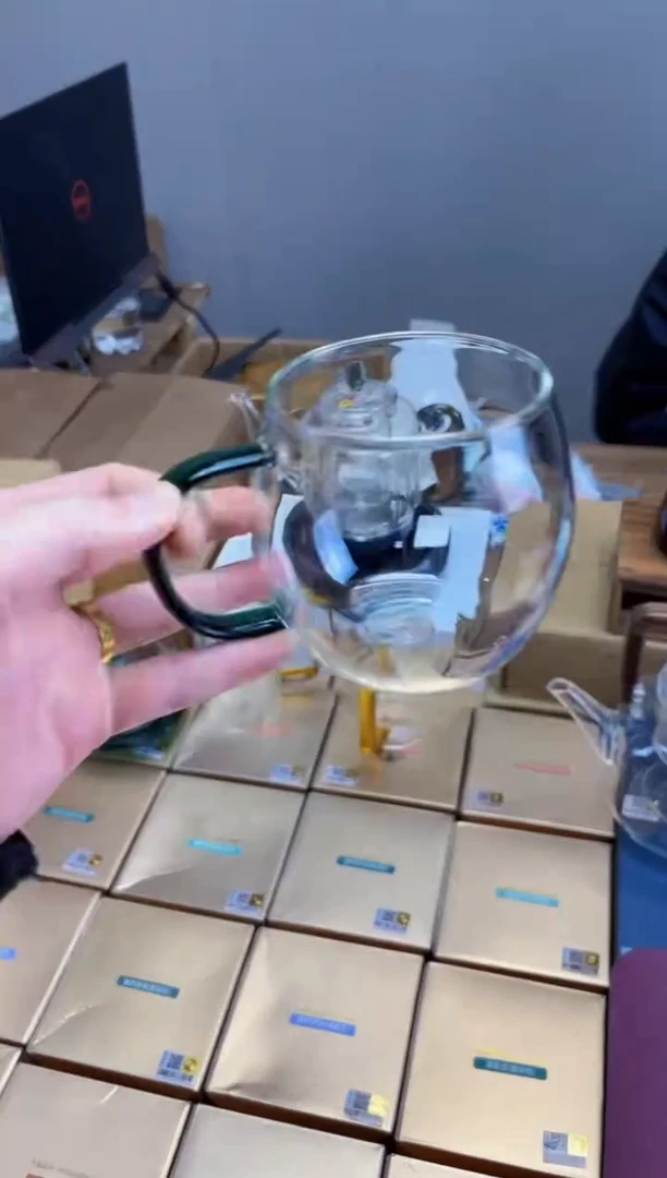 【闪购商品】金标牛奶咖啡杯墨绿色（微瑕）