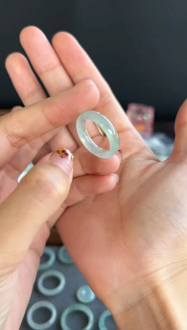 颈饰未镶嵌翡翠133买断19.5