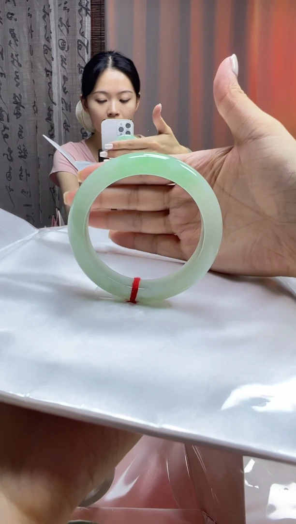 未镶嵌手镯翡翠55.5圈  正圈