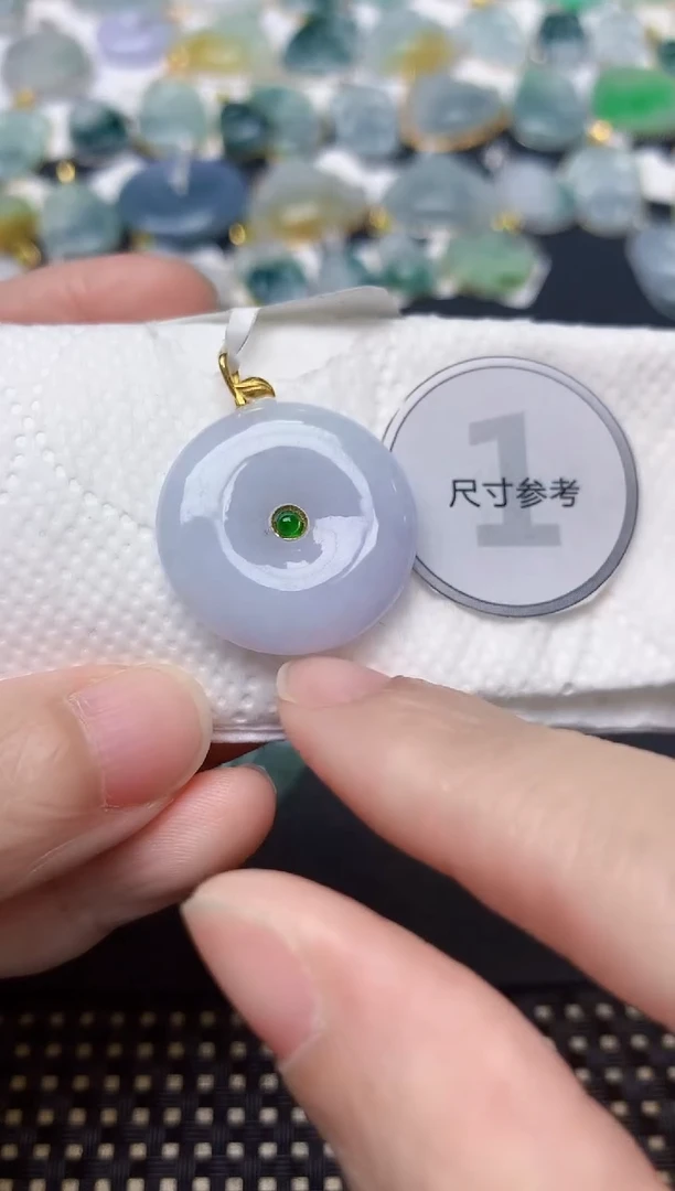 颈饰18K金镶嵌翡翠天然缅甸A货翡翠