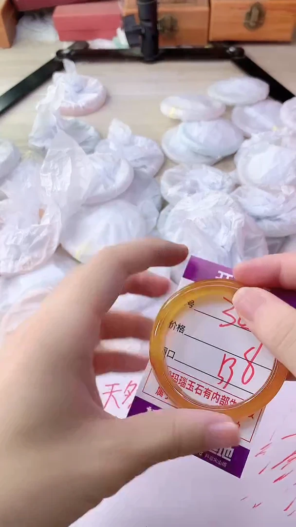 手镯玛瑙/玉髓未镶嵌305