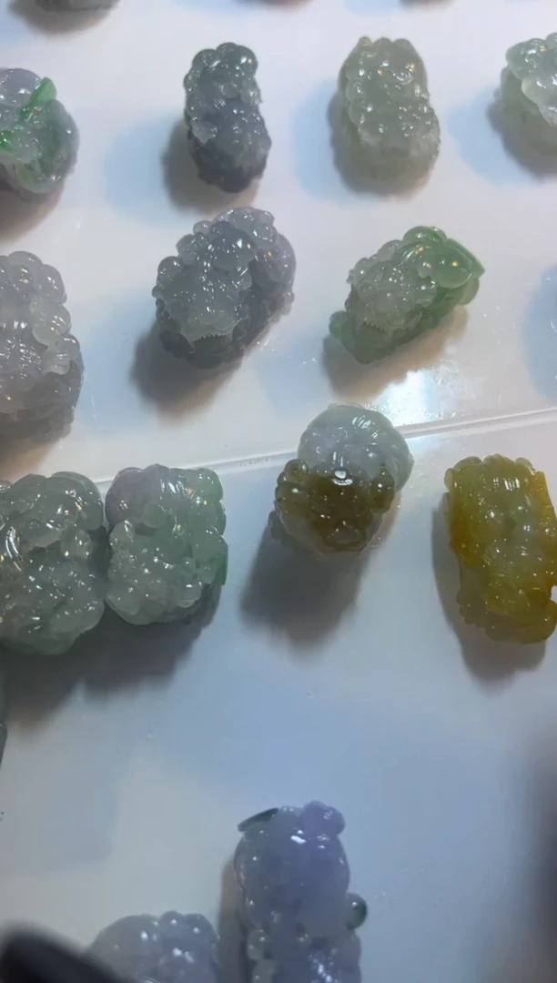 未镶嵌定制翡翠貔貅