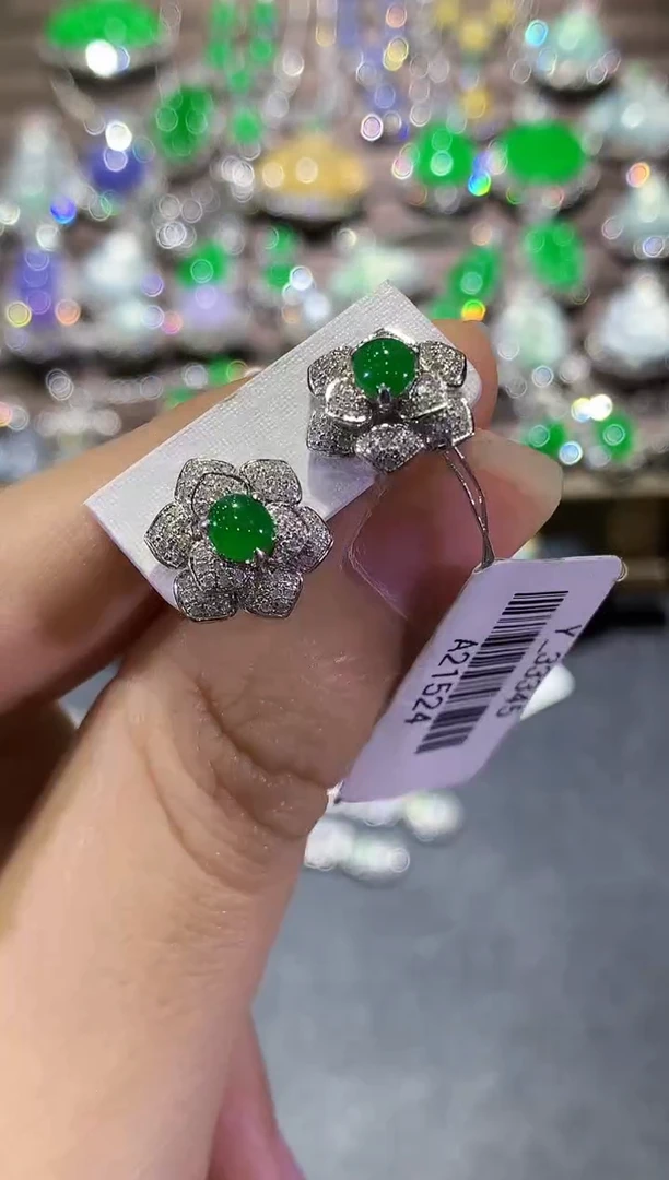 18K金镶嵌翡翠耳饰B238