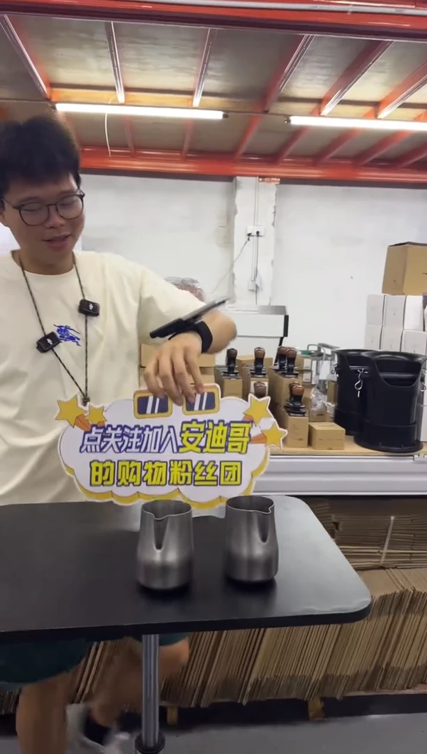 贰首 用过 瑕疵 轰炸机无套银斑打奶缸 介意勿拍!
