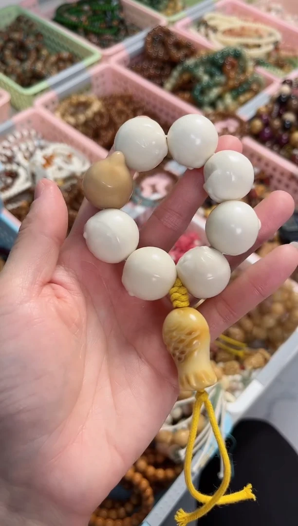 【闪购商品】菩提根/象牙果手串叮当猫鱼饼手捻