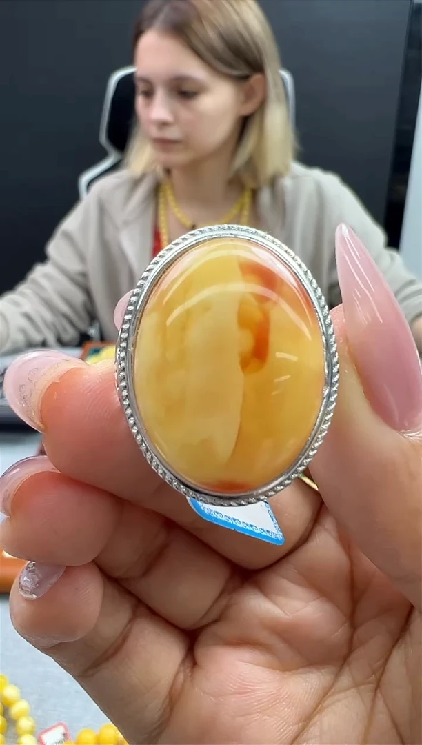 【闪购商品】琥珀戒指未镶嵌157秒拍号